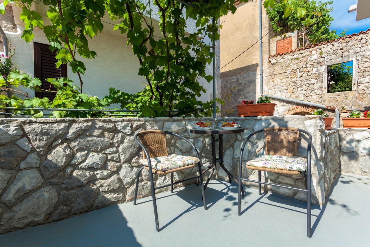 Apartment Placido Krk Krk Town Exterior foto